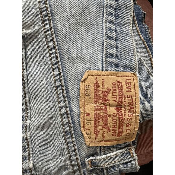 Levi's Jeans Mens 36X32 Light Blue 100% Cotton Denim 505 Regular Fit Straight - Picture 4 of 4